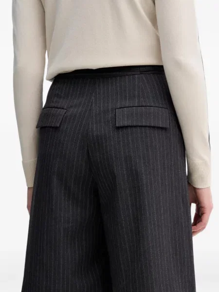 Pantaloni scurți Sisley gri