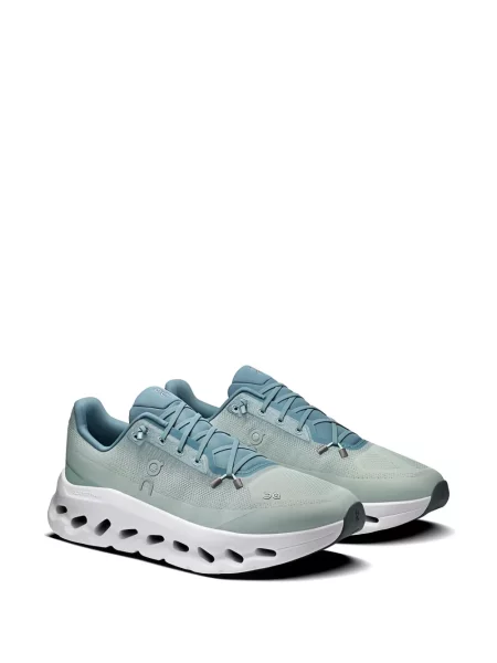 Sneakerși On albastru