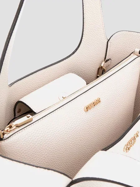 Сумка Guess белая
