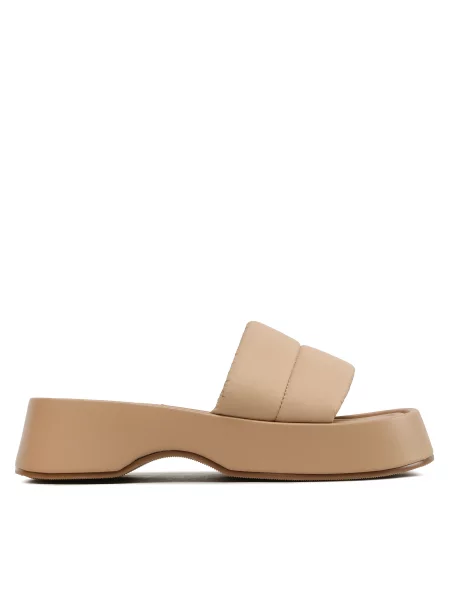 Шлепанцы Deezee бежевые