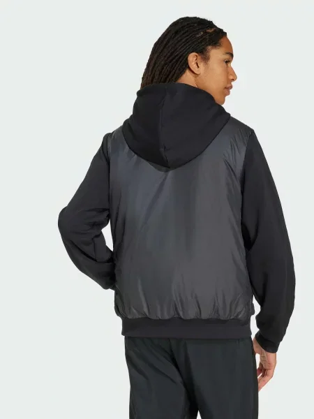 Демисезонная куртка Adidas черная