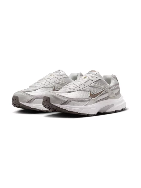 Nike Sportswear Nízke tenisky Initiator béžová / sivá / svetlosivá biela