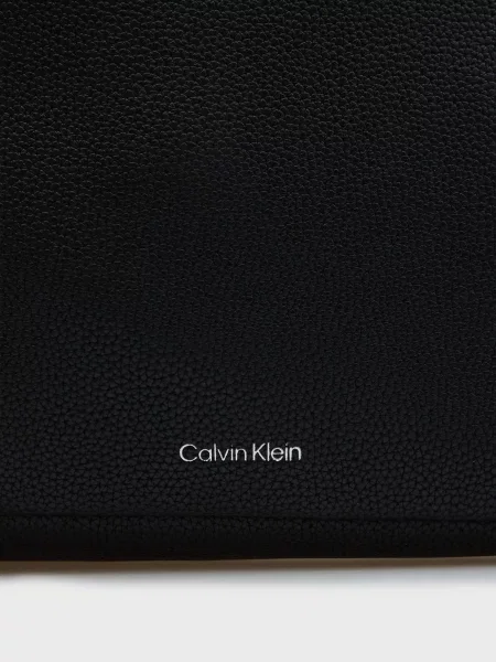 Сумка Calvin Klein чорна