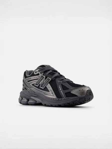 Повседневные кроссовки New Balance черные
