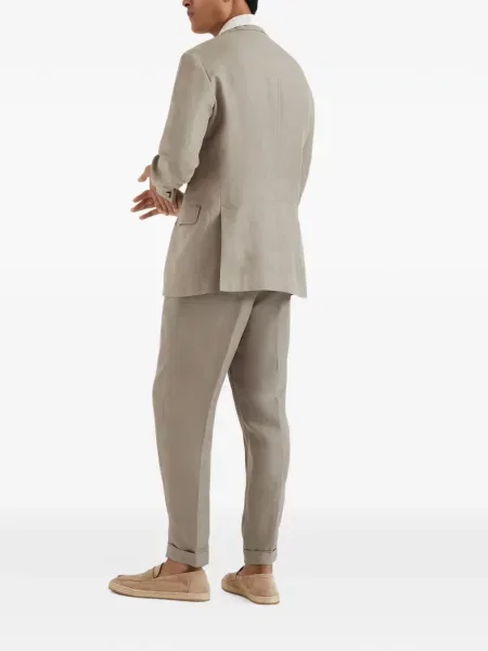 Costum Brunello Cucinelli de in cu rever