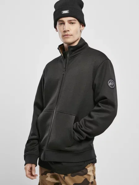 Яке Urban Classics черно