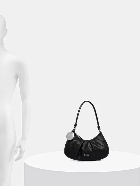 Műbőr farmerek Calvin Klein fekete