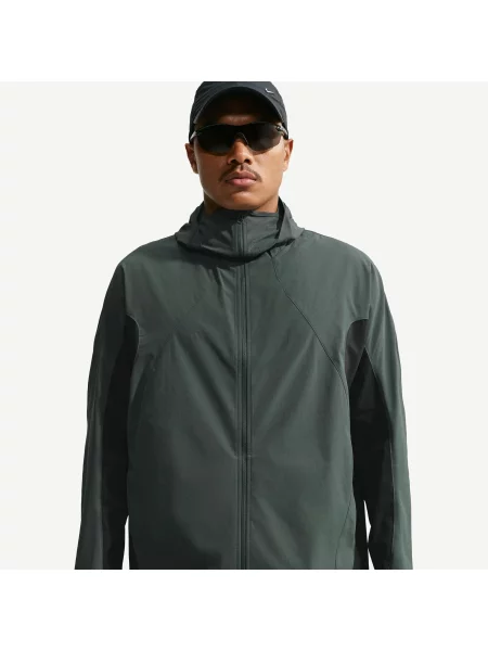 Bunda Nike Tech Helios Dri-FIT Long-Sleeve Shell Camo Green/ Black/ Black XS černá