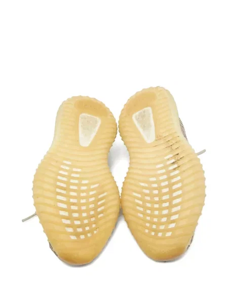 Sneakerși Adidas Yeezy tricotate maro