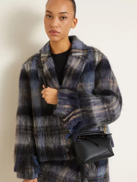 Loewe Kabelka Puzzle Edge Mini černá