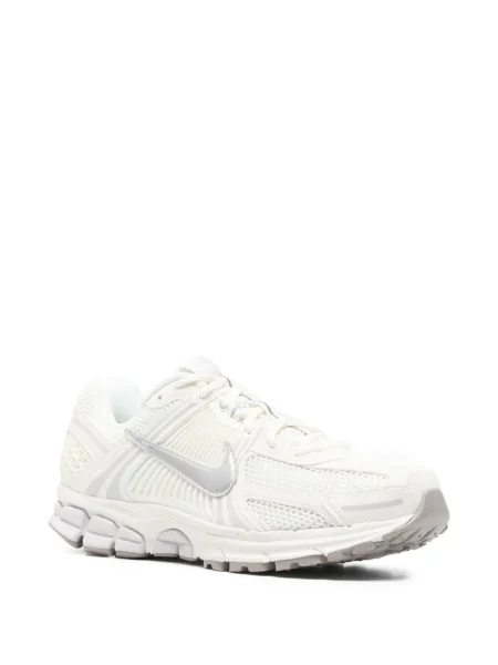 Sneakerși Nike Vomero din piele alb