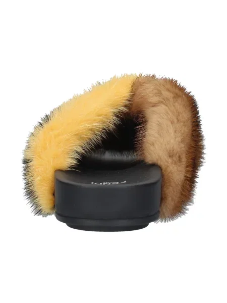 Klapki Fendi