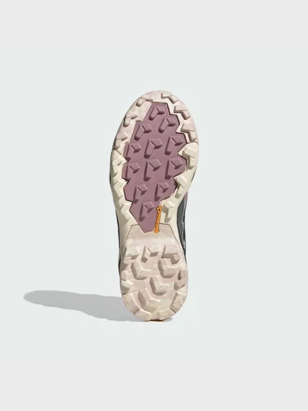 Кроссовки Adidas Terrex розовые