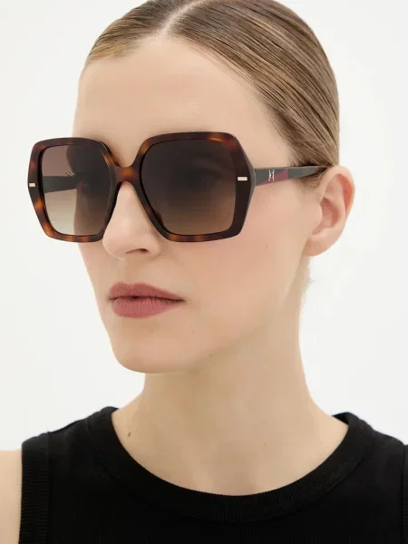Солнцезащитные очки Carolina Herrera коричневые
