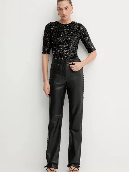 Однотонна блуза Bardot чорна