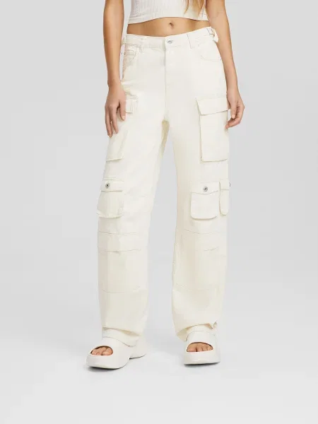 Bershka Pantaloni cu ecru