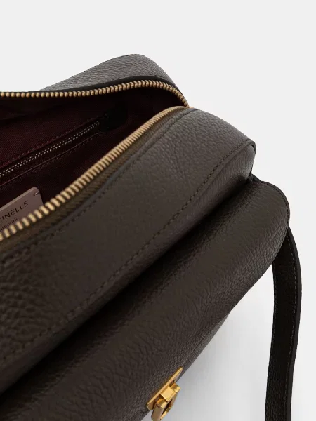 Coccinelle чанта crossbody дамска от кожа BEAT SOFT зелено