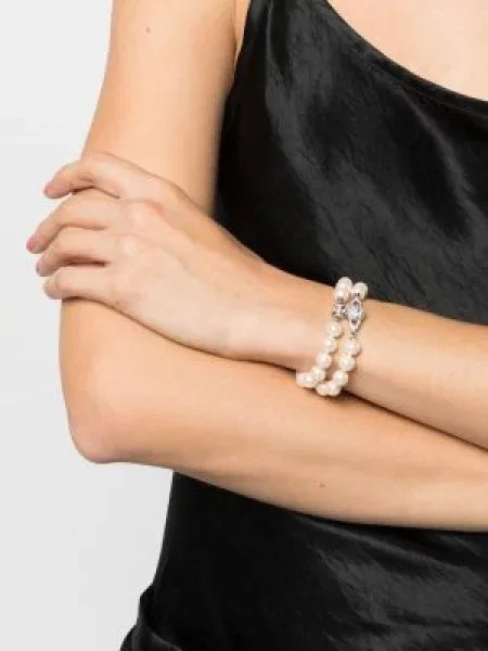 Pakabukas Vivienne Westwood su perlais balta