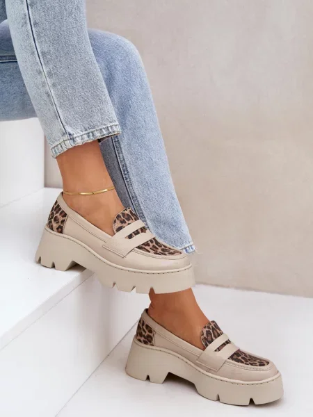 Usnjene loaferke Zazoo brez pet z leopardjim vzorcem bež