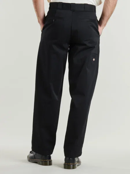 Nohavice Dickies v biznis štýle čierna