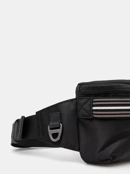 Сумка на Armani Exchange чорний