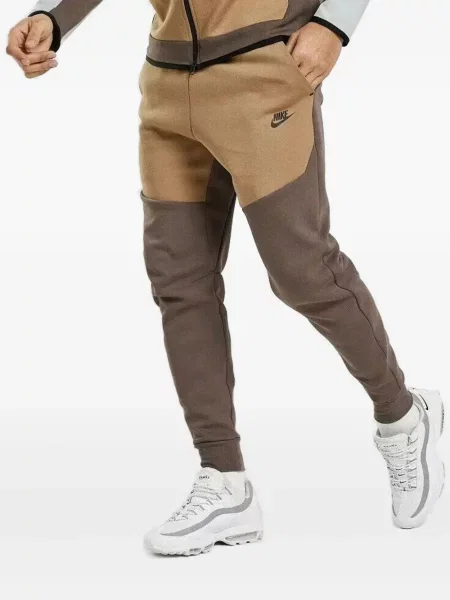 Pantaloni de jogging Nike din fleece maro