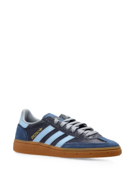 Decupat tricou Adidas cu imagine alergare gri