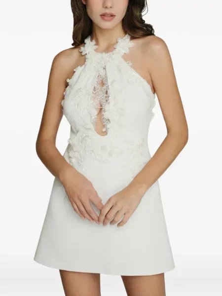 Rochie Imroska cu model floral cu aplicații din dantelă alb