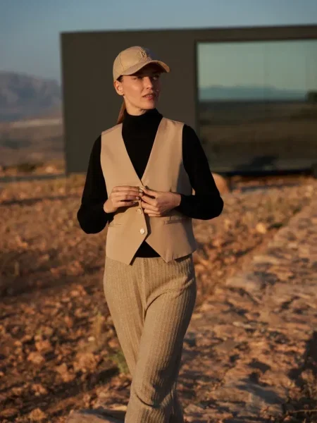 Telovnik Moodo črna