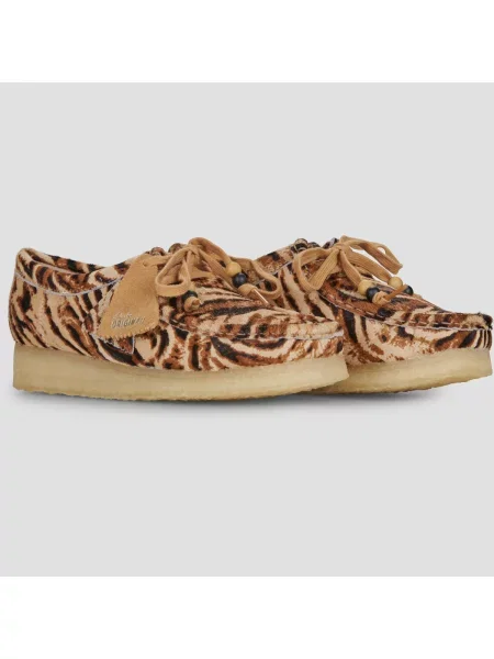 Pantofi Clarks Originals maro