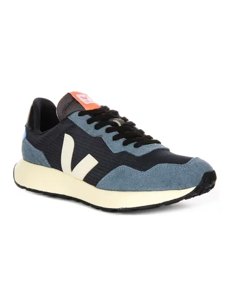 Sneakersy Veja zamszowe białe