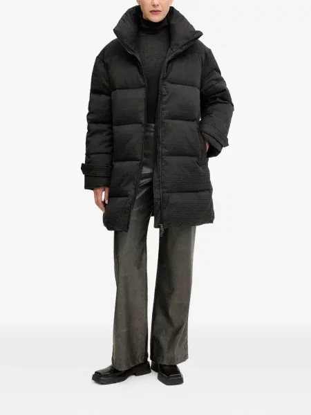 Geacă cu puf Gestuz negru