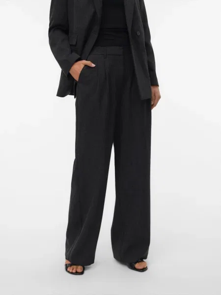 VERO MODA Plisované nohavice VMBestie tmavosivá
