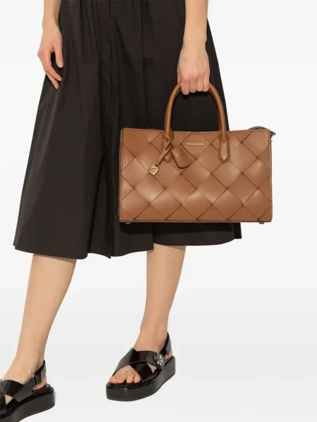 Geanta de piele Michael Michael Kors din piele maro