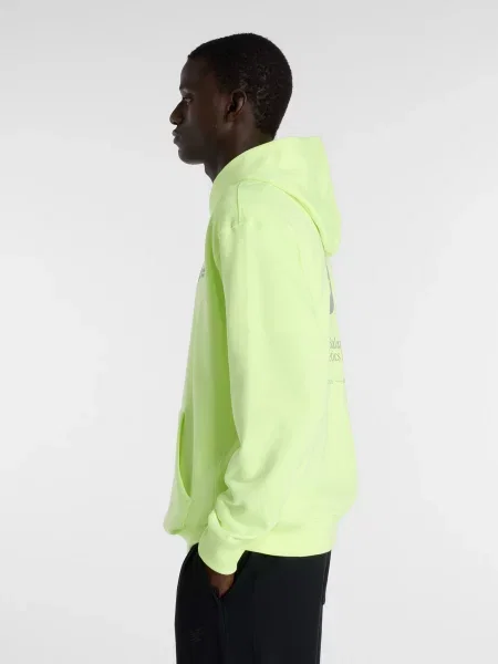 Свитер New Balance желтый