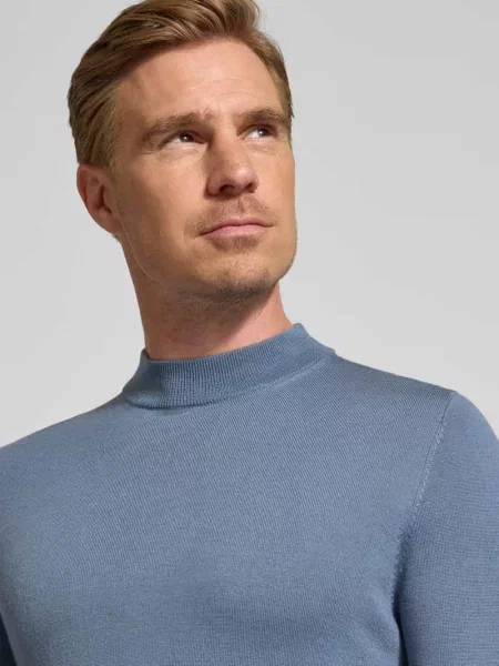 Sweter z dzianiny z czystej żywej wełny model ‘ARWON’ Drykorn niebieski