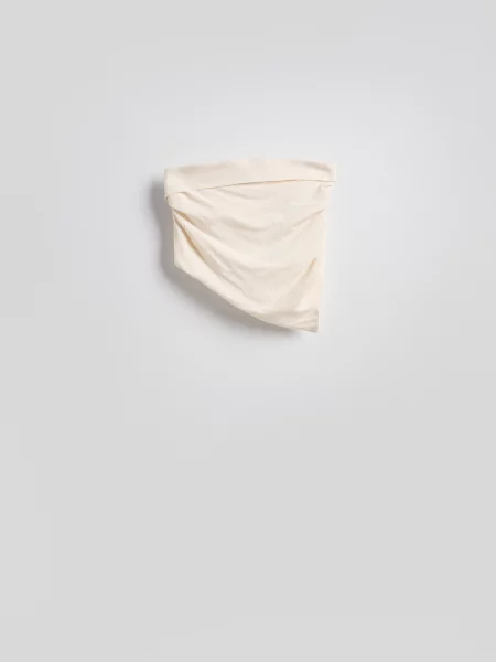 Асимметричный топ Reserved