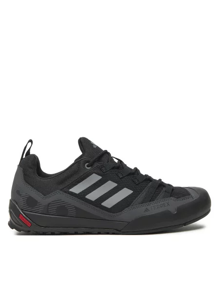 Superge adidas Terrex Swift Solo Hiking črna