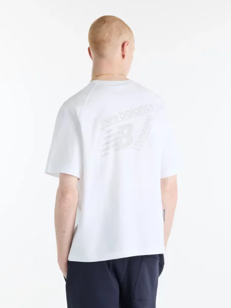 Футболка New Balance білий