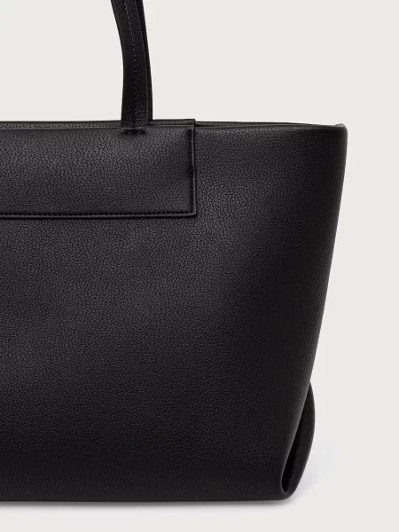 Кожаная сумка шоппер Armani Exchange