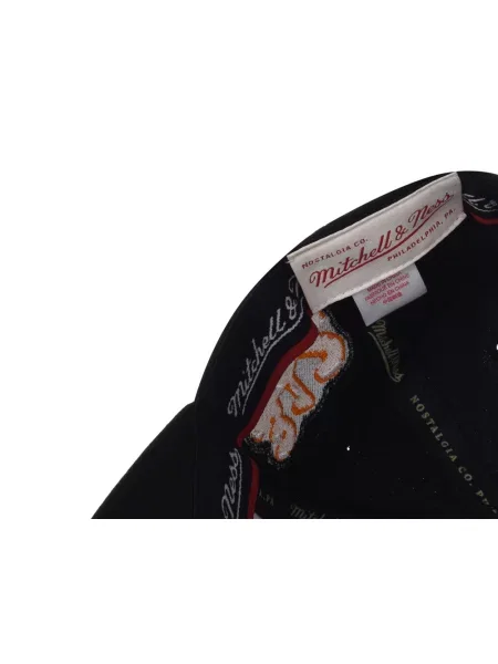 Șapcă Mitchell & Ness negru