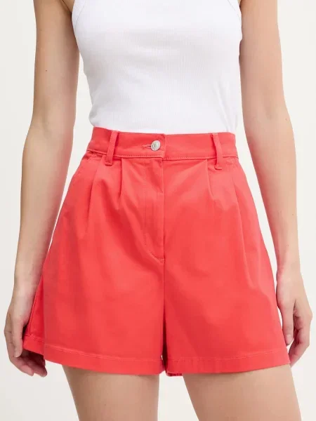 Tommy Jeans Kratke hlače rdeča