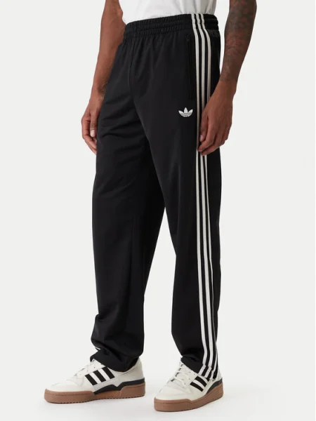 Adidas Teplákové nohavice Firebird čierna