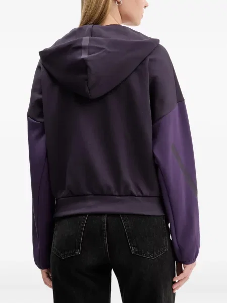 Pruhované kalhoty Adidas s výšivkou na platformě černé