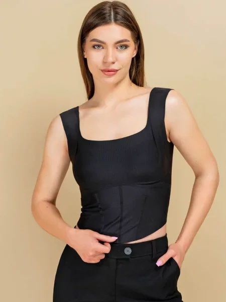 Женский топ с вкладышами push up чорний