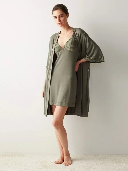 Penti Халат хакі