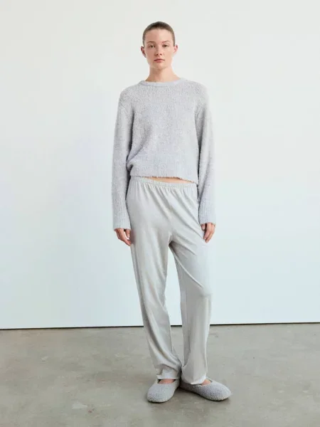 Sweter z dzianiny bouclé z okrągłym dekoltem Kobieta M MANGO szary