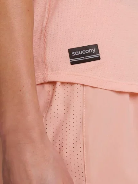 Футболка Saucony розовая