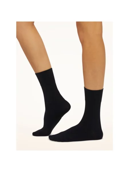 Aksamitne skarpety Wolford niebieskie