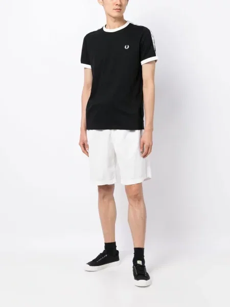 Marškinėliai Fred Perry su autografu juoda